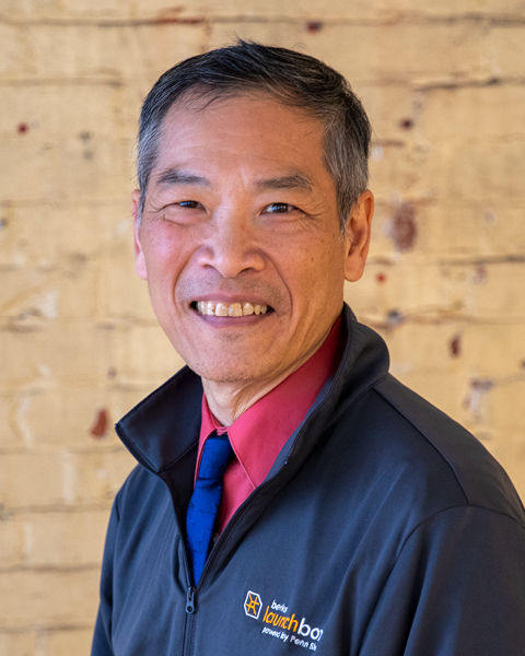 Jim Hong Headshot