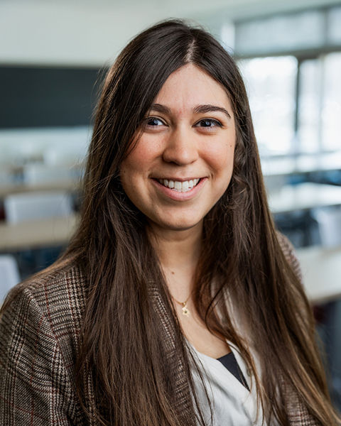 Jenny Rodriguez headshot