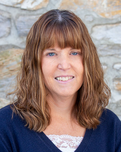 Amy Ridenour headshot