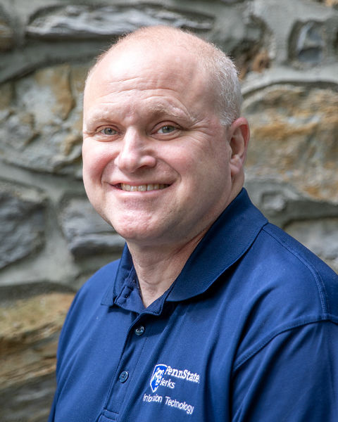 Headshot of Chris Riegel
