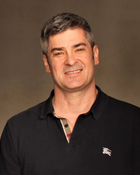 Headshot of Eric Lindsey