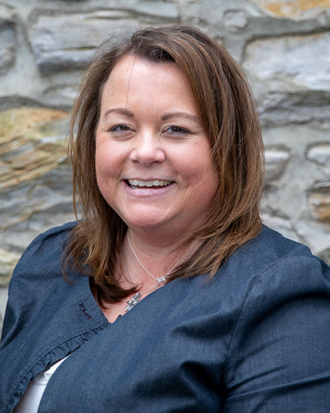 headshot of heather wise