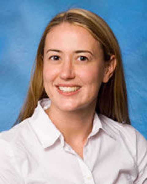 Jennifer Dareneau headshot