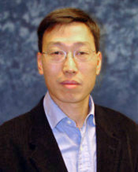 head shot of Jianbing