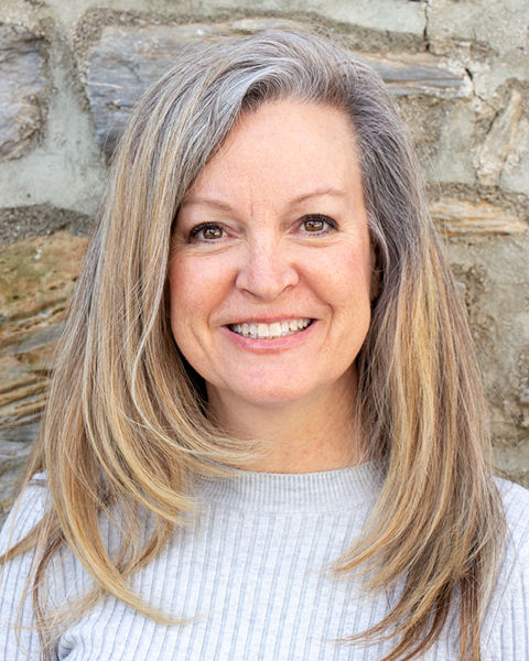 Kathy Kavanaugh headshot