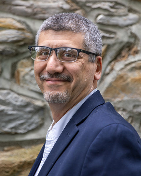 Mahdi Nasereddin headshot