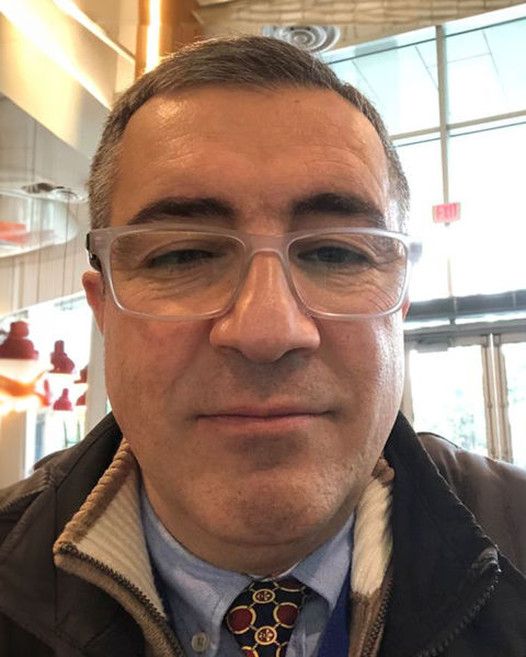 Maz Rastmanesh Headshot