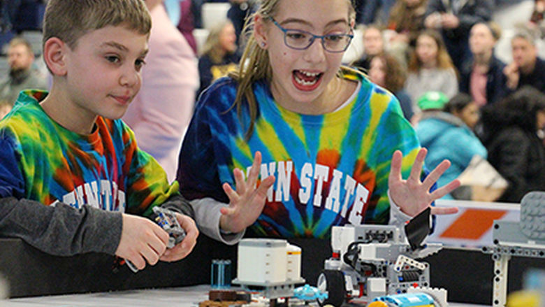 Smart Software team members present their robot.